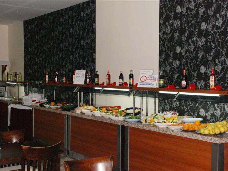 Club Seray Forest Мармарис Екстериор снимка