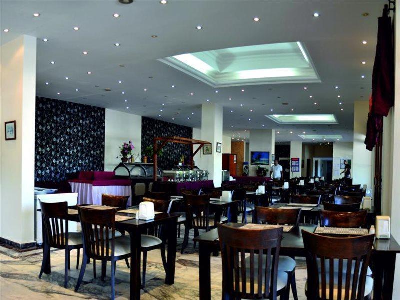 Club Seray Forest Мармарис Екстериор снимка