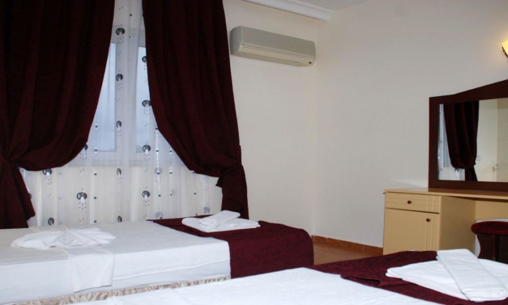 Club Seray Forest Мармарис Екстериор снимка