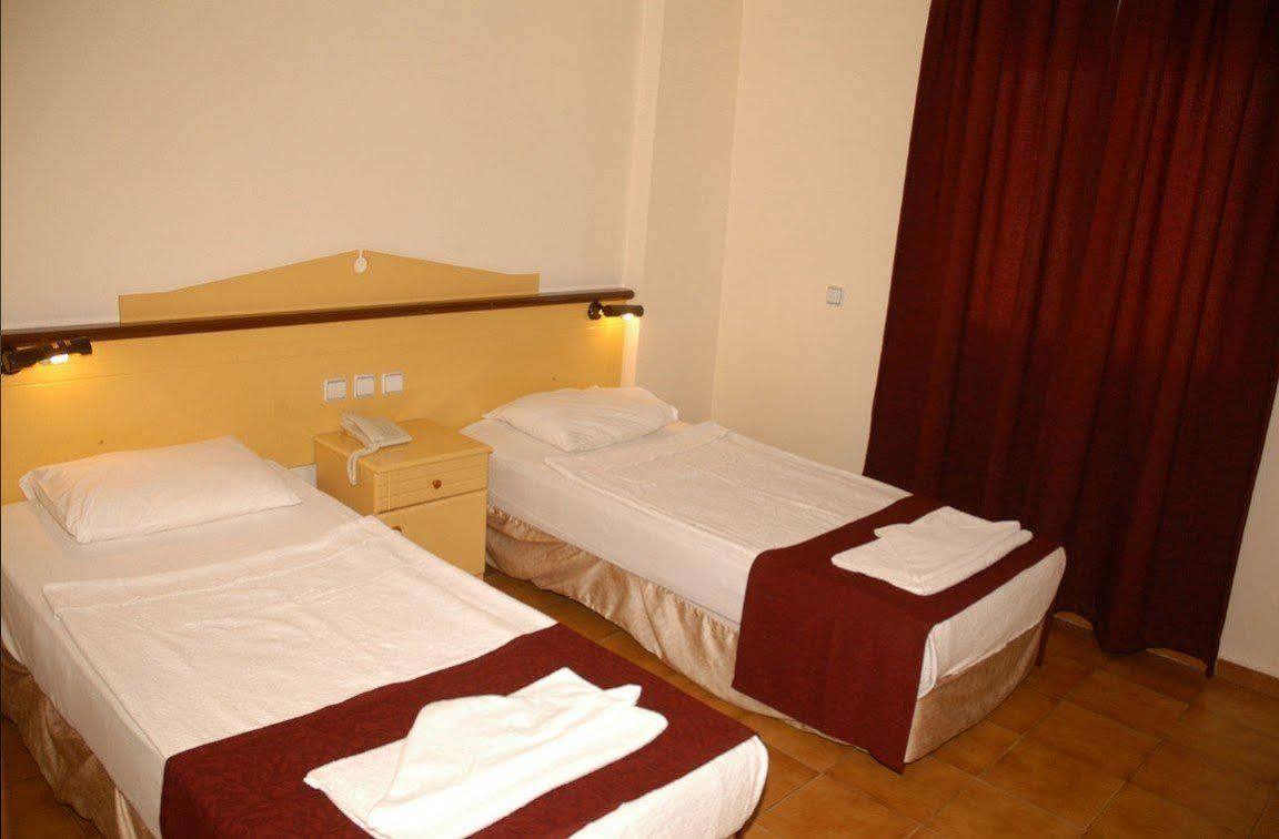 Club Seray Forest Мармарис Екстериор снимка