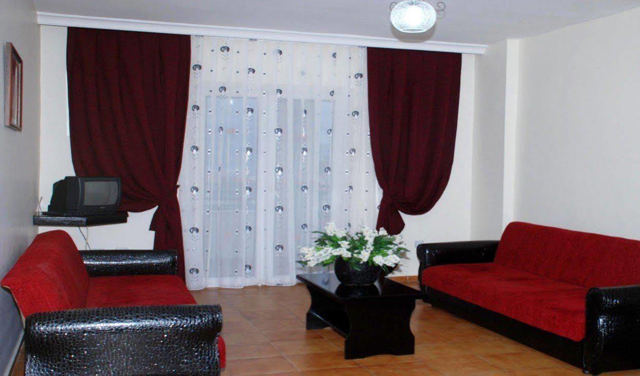 Club Seray Forest Мармарис Екстериор снимка